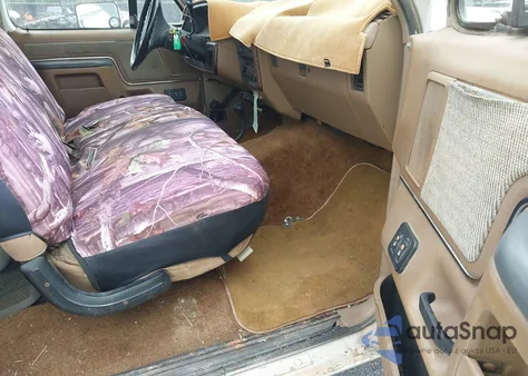 1989 Ford F250 из США, поврежденный, VIN 1FTHX26G9KKA83837